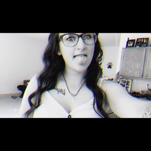 Meet your Posher, Marinda